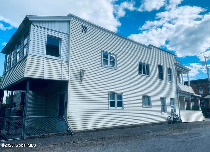 3rd image of 35 Union Street