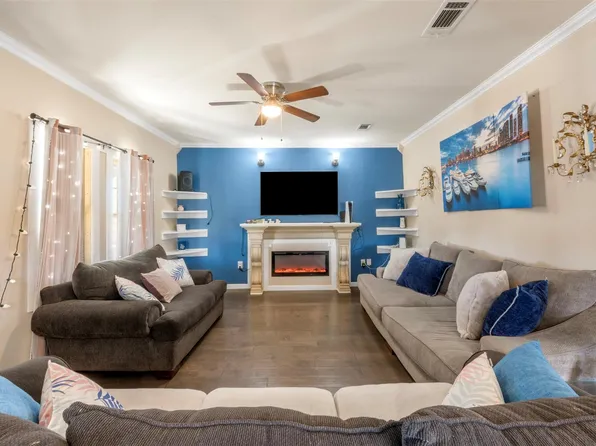 588 Road 5705, Cleveland, TX 77327