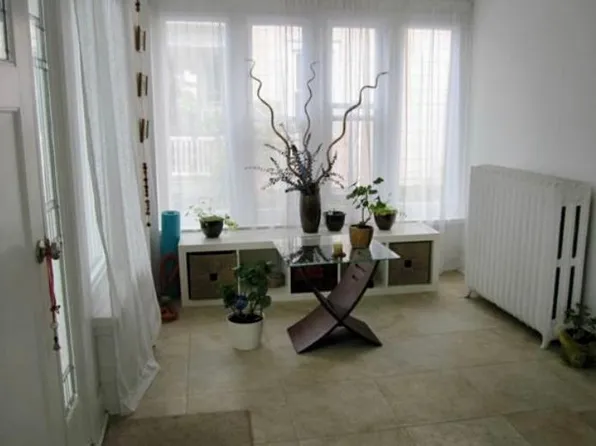 53 Dewey Ave, New Rochelle, NY 10801