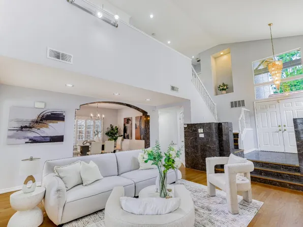 17515 Montoya Cir, Morgan Hill, CA 95037