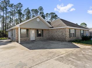 904 Combel St, Waveland, MS 39576
