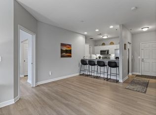 White Coach, Thiensville, WI 53092