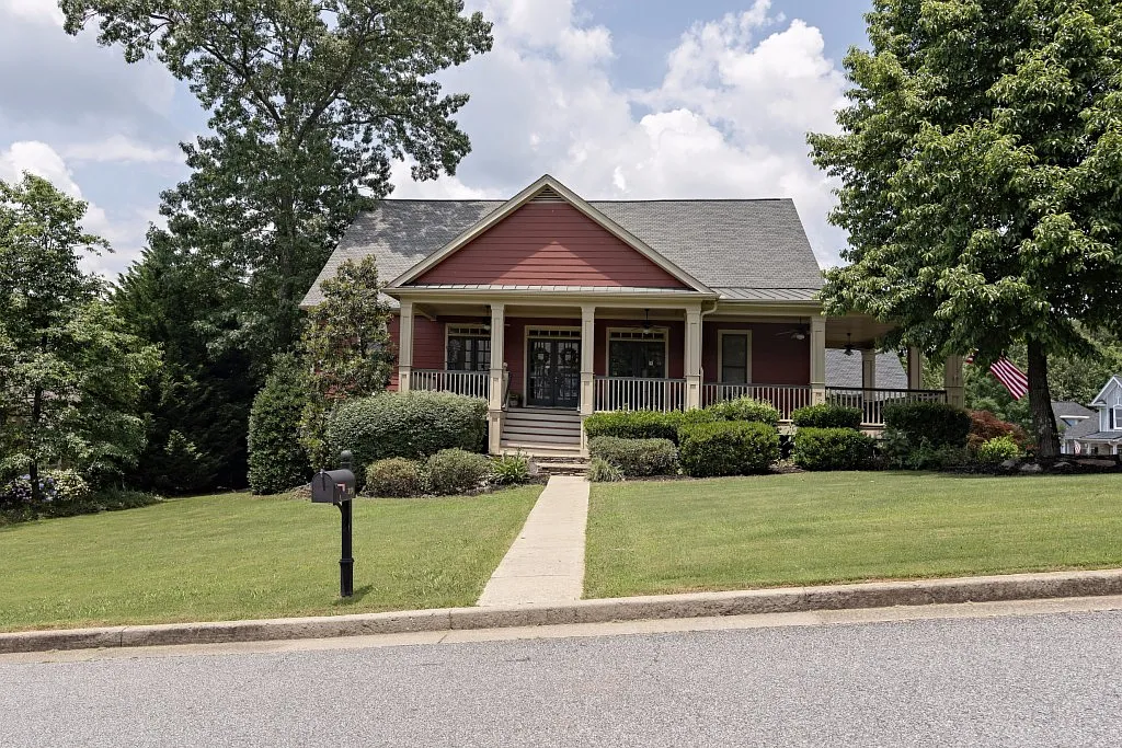 204 Crescent Moon Way photo 1