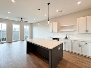 990 Bibbs Cir NW Unit 7, Atlanta, GA