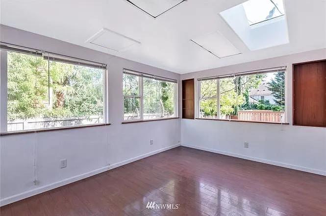 4245 S Raymond St — Photo 4