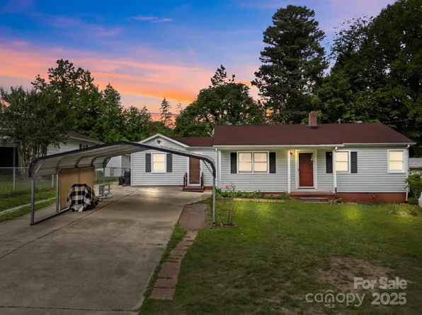 1333 Washington Ln, Kannapolis, NC 28083