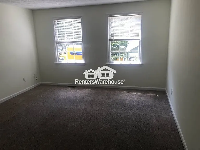 3564 Manchester Dr — Photo 14