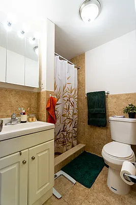 Rented by City Connections Realty | media 11