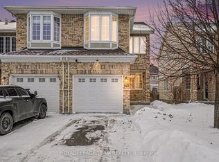 145 Desmond Trudeau Dr, Arnprior, ON K7S0H1