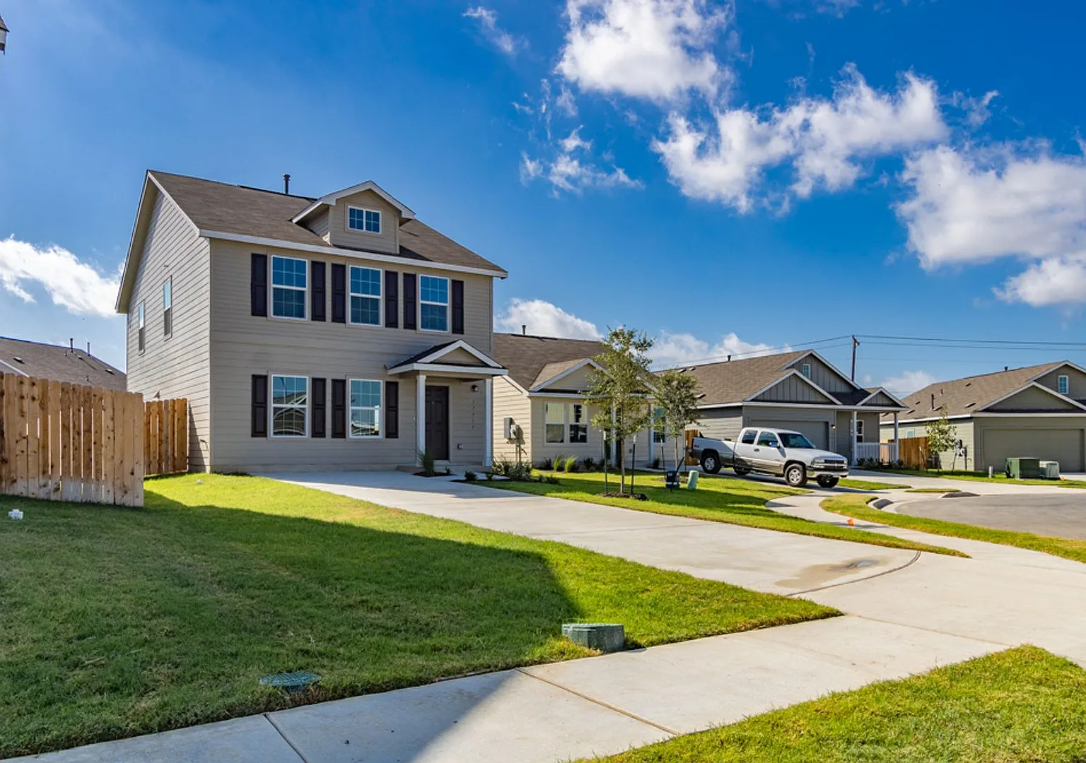 17717 Oso Cv Elgin, TX 78621 — Photo 2