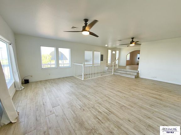2nd image of 47975 Michigan St Floor 2