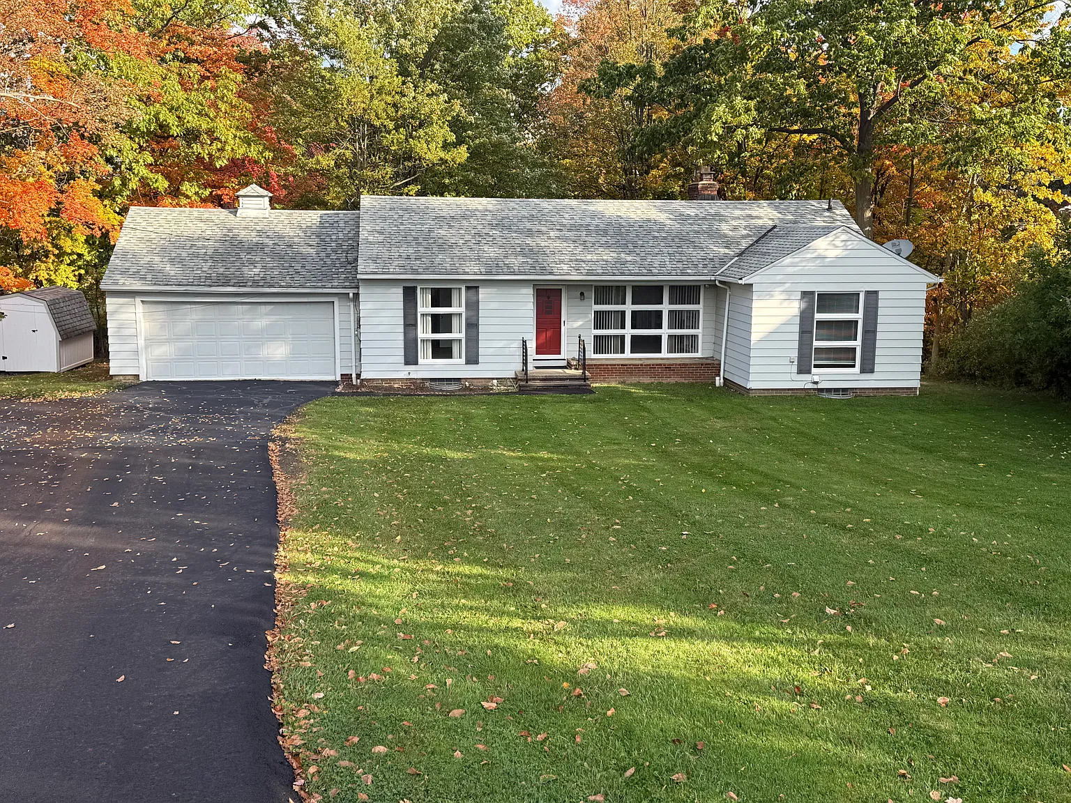 3 bed, 1800 sqft, $1,800 — Photo 1