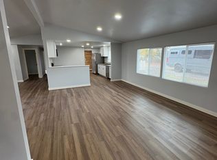 38823 Ridge Dr, Scio, OR 97374