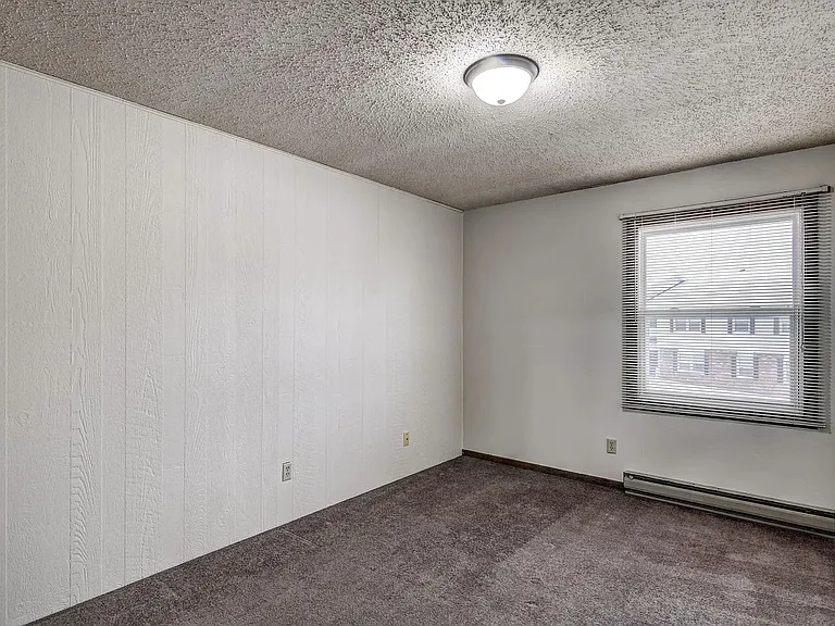1153 Imperial Cir — Photo 23