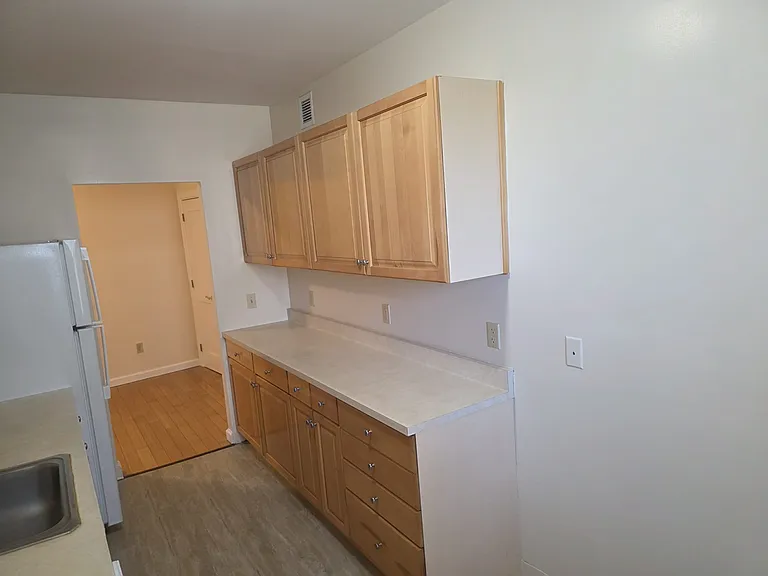 85 Bronx River Rd #6L — Photo 6