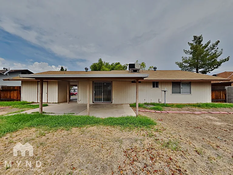 7233 W San Miguel Ave — Photo 24