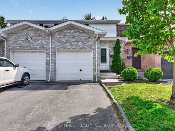 833 Datzell Ln #79, Kingston, ON K7M 7R7