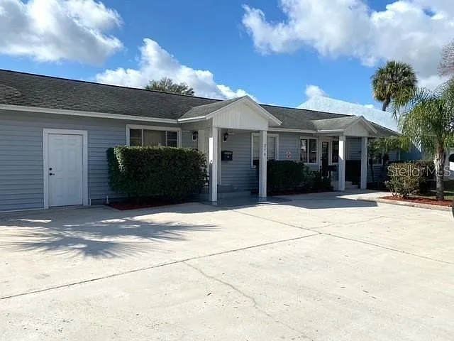 216 E Magnolia St #106