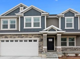 873 W McKenna Rd, Riverton, UT 84065