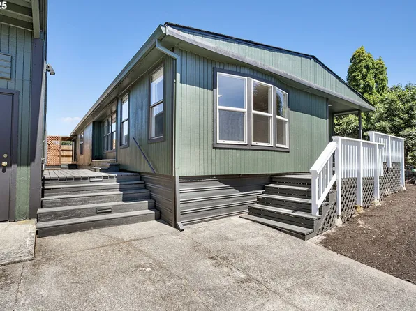 9095 SW Line Dr, Cornelius, OR 97113