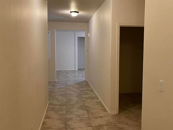 3rd image of 40191 W Green Ct