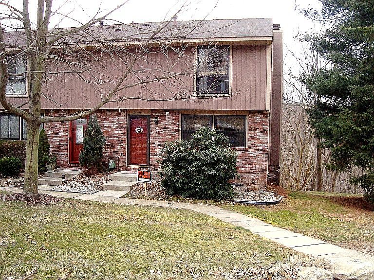 End Unit Townhouse