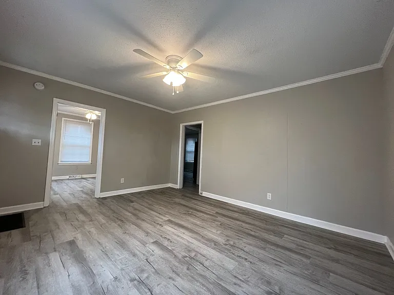 102 Neighborhood St — Photo 2