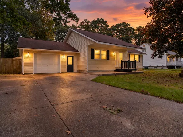 3171 Kooi St, Muskegon, MI 49444