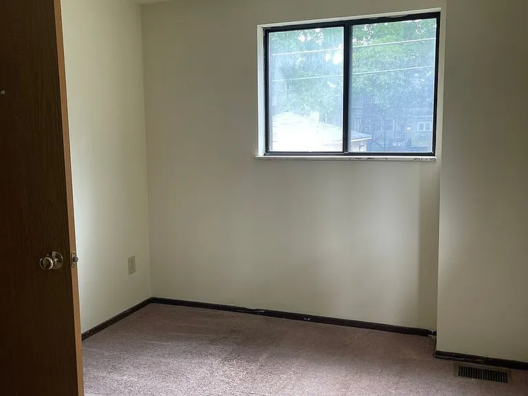 64 W Northwood Ave — Photo 34