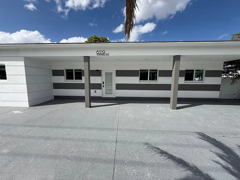 6319 Southgate Blvd — Photo 35