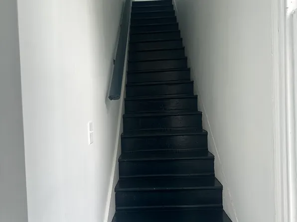 111 E 39th St, Savannah, GA 31401