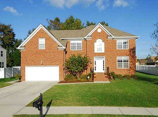 722 Chantilly Ln, Chesapeake, VA 23322