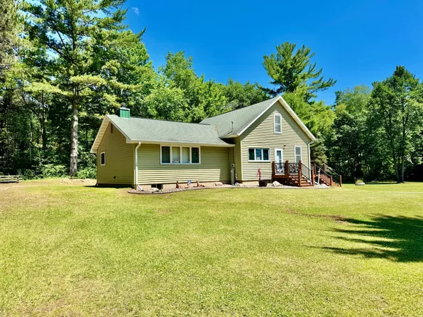880 Highway 17, Eagle River, WI 54521