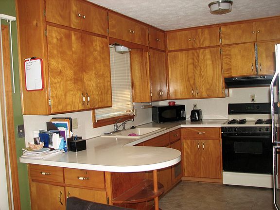 5th image of 2209 4th Ave