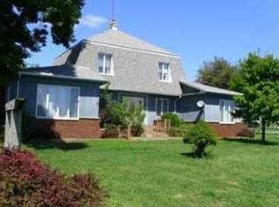 1527 N 17th Rd, Streator, IL 61364