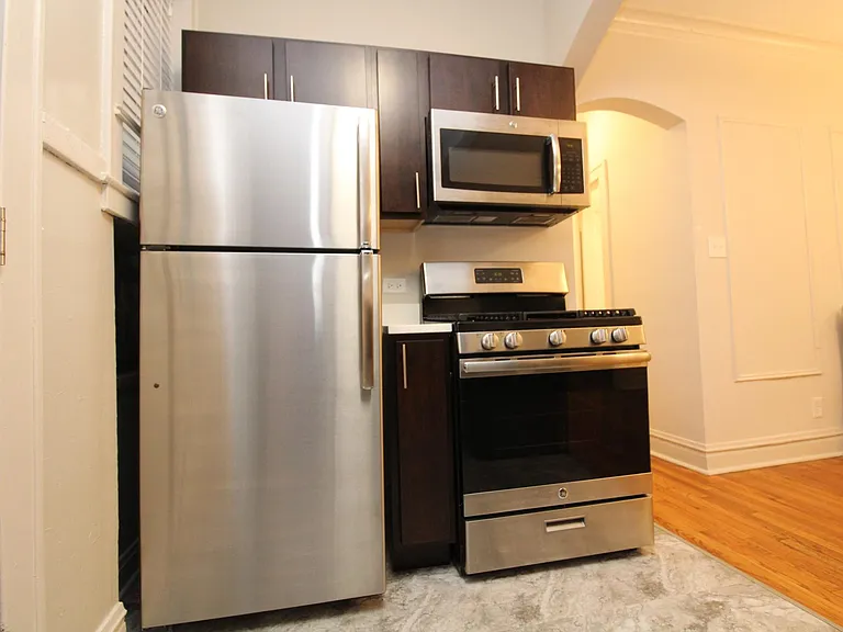 1953 N Cleveland Ave #3R — Photo 10