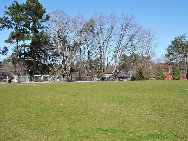 5291 Manhasset Cv — Photo 51