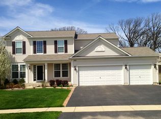 1021 Red Tail Cir, Antioch, IL 60002