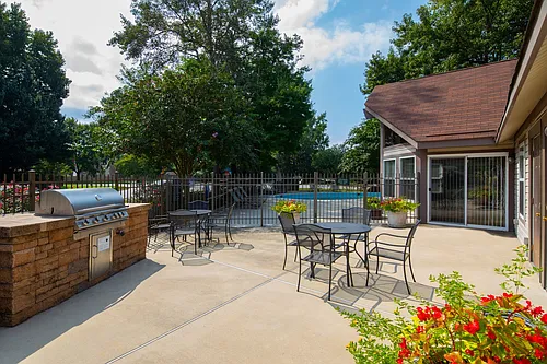 Woodbriar Apartment Homes Photo 1