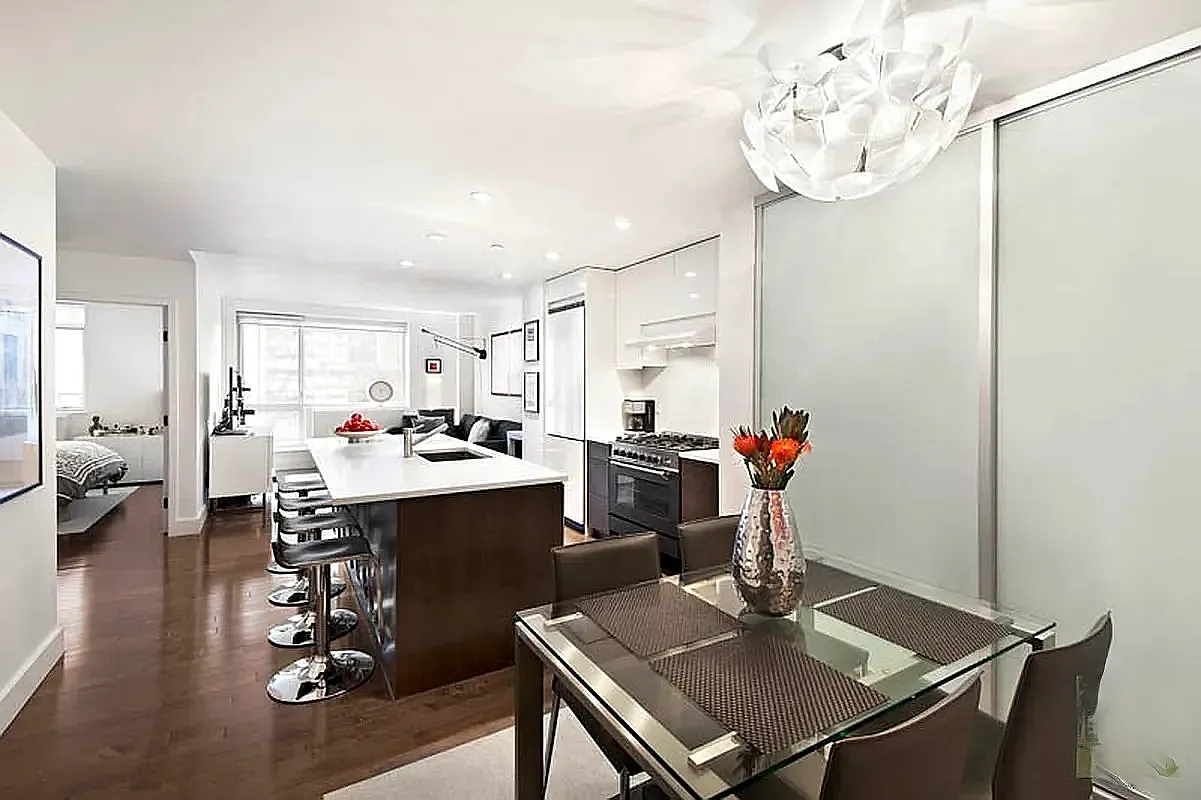 88 Morningside Avenue — Photo 2