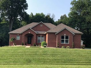11247 Shade Tree Ln, Highland, IL 62249