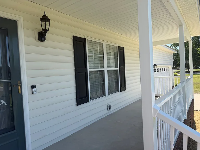 102 N Woodridge Dr — Photo 11