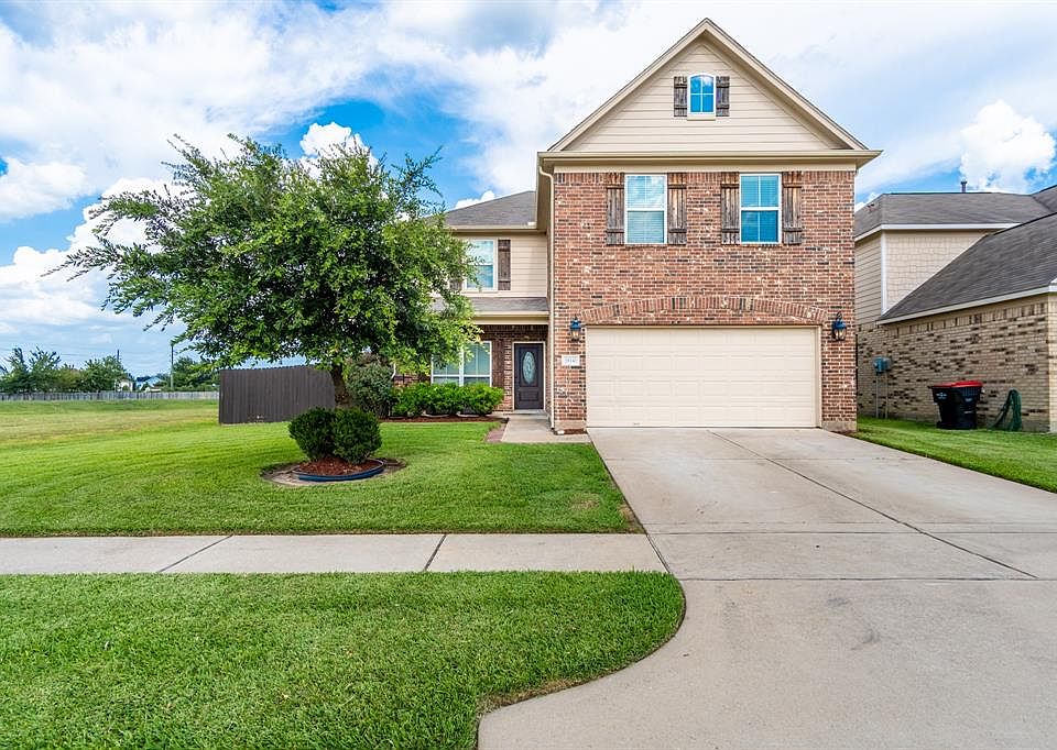 1st image of 19330 English Pine Ct