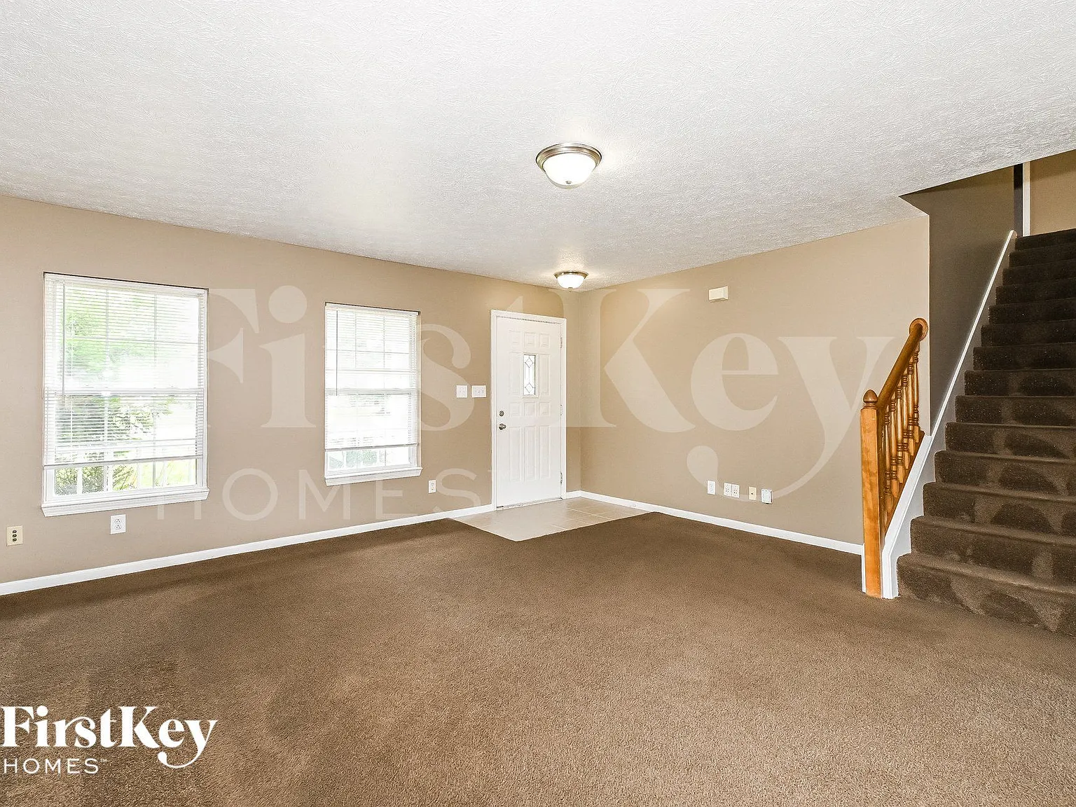 3 bed, 2.5 bath, 1505 sqft, $1,885 — Photo 2