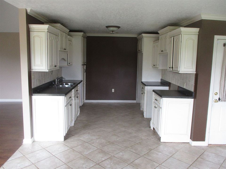 2338 Millsfield Hwy, Dyersburg, TN 38024 Zillow