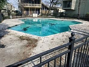 2nd image of 5625 Antoine Dr APT 317