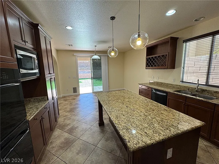 1333 Jamesbury Rd — Photo 20