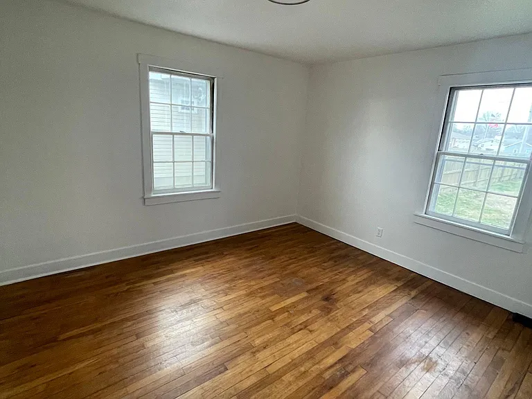 206 Shirley Ave #2 — Photo 4