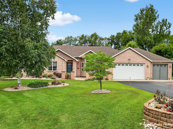 209 Geneva Ln, McHenry, IL 60051