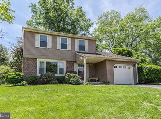 382 Chadwyck Cir, Harleysville, PA 19438